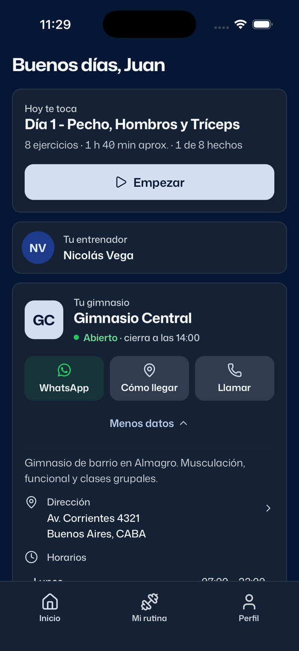Inicio con la apariencia Oscuro y Más datos desplegado: Menos datos, la descripción Gimnasio de barrio en Almagro. Musculación, funcional y clases grupales., Dirección y el comienzo de Horarios